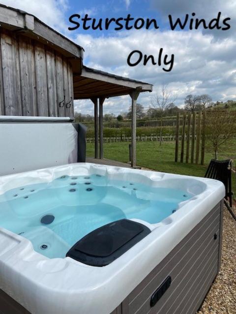 Nether Farm Roundhouses - Henmore Water & Sturston Winds With Hot Tubs - Bradley Wood No Hot Tub *